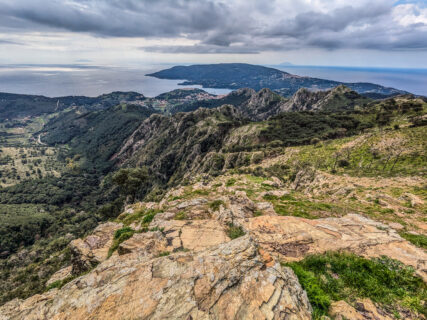 Landschaftsaufnahme während einer Kartierung auf Elba
